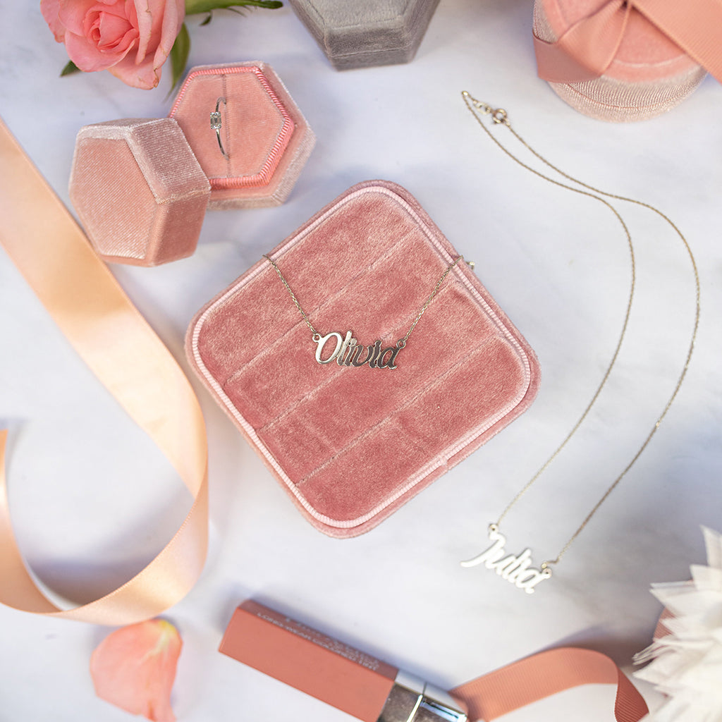 Gold Name Necklace - Yomna - يمنى